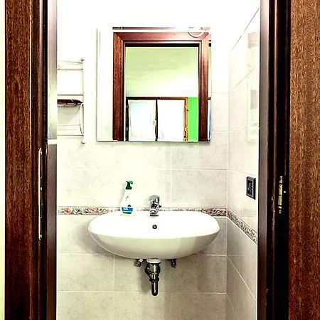 Tavernetta Con Camino In Collina